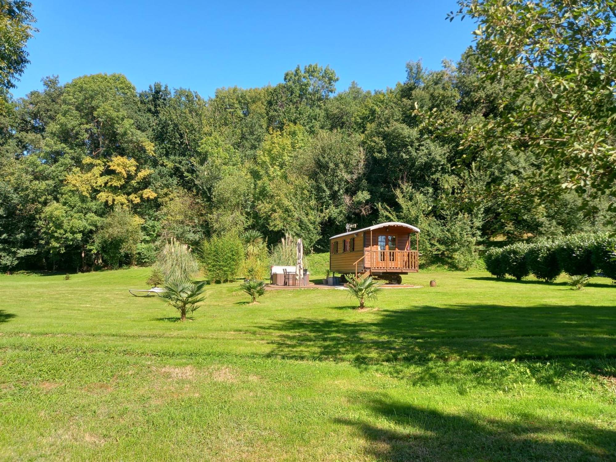 L'Oasis Des Pyrénées Villa Campuzan Exterior foto