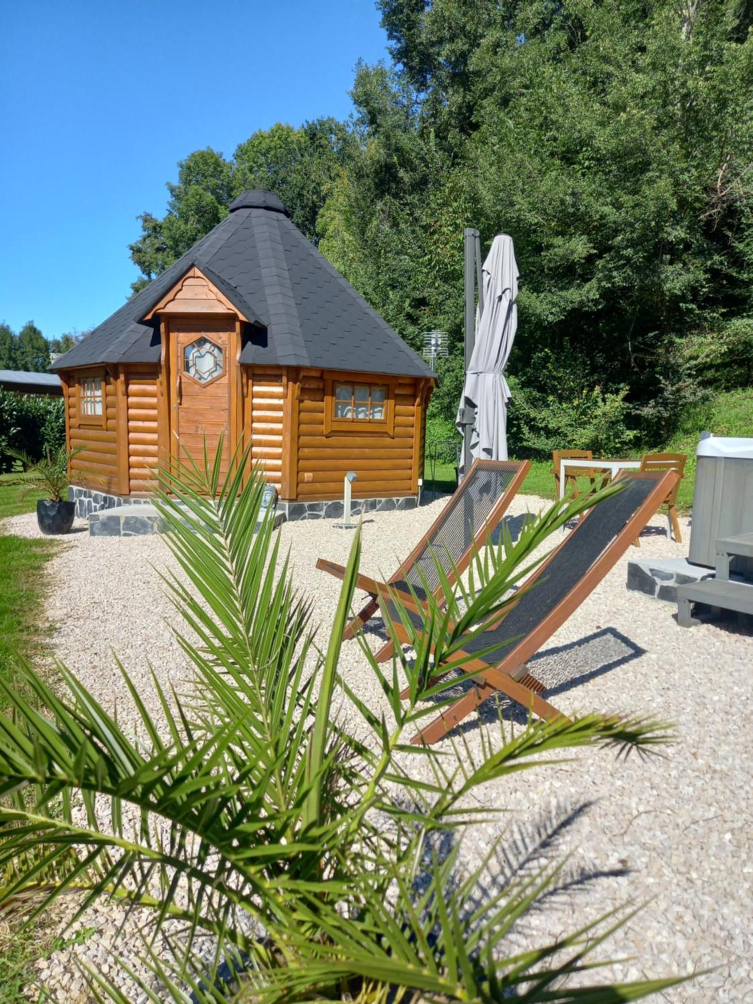 L'Oasis Des Pyrénées Villa Campuzan Exterior foto